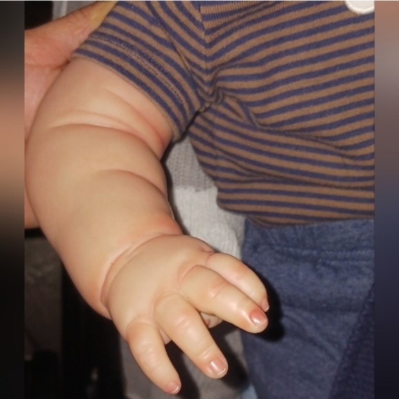 Selling My Baby 😍🍼 - Picture 7 of 16